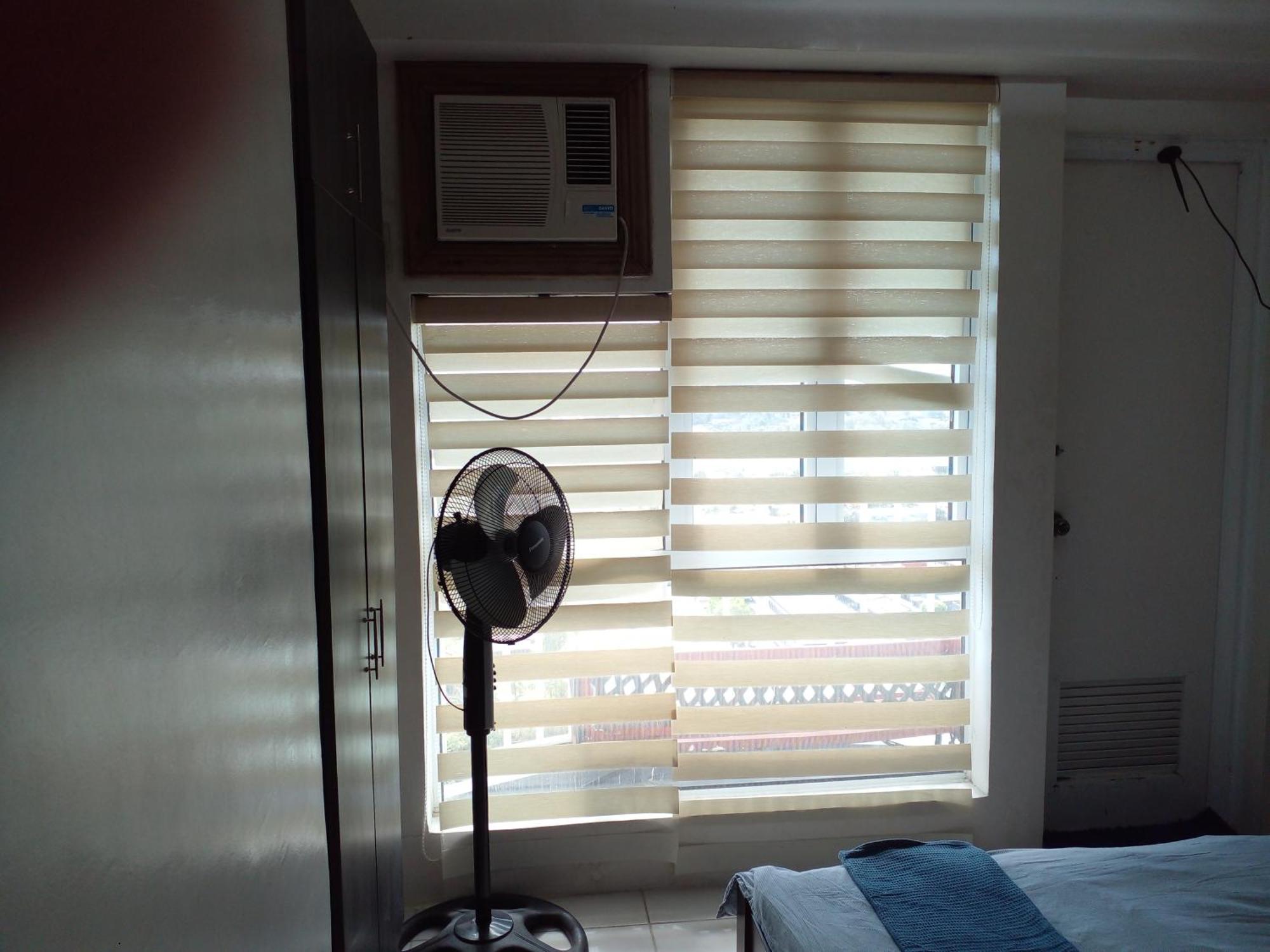 Tagaytay Prime Residences With Swimming Pool & Viewing Deck Tagaytay City Rum bild